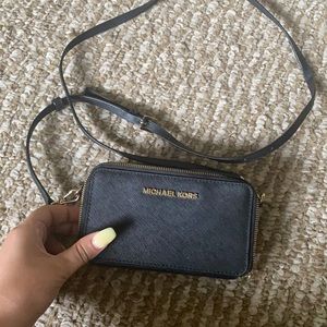 Michael Kors Crossbody Wallet